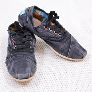 Toms Lace Up Navy Shoes